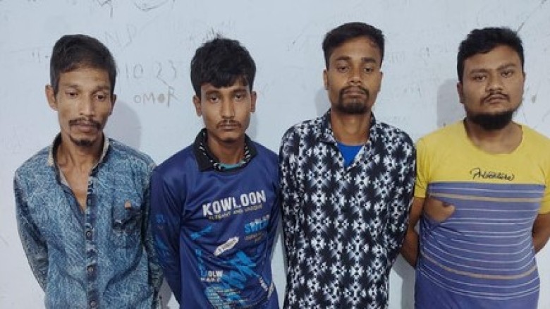 চিরিরবন্দরে ৪ মাদক ব্যবসায়ী আটক, ভ্রাম্যমাণ আদালতে বিভিন্ন ম